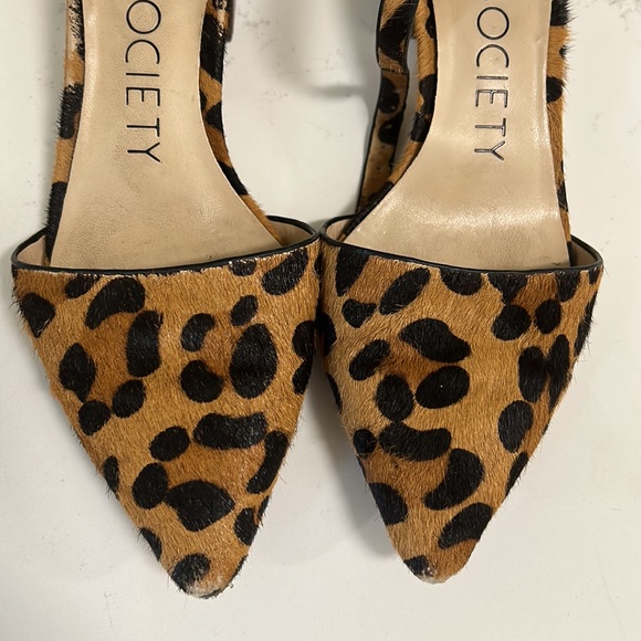 Sole Society Pointy toe low heel height sandals. - Picture 4 of 4